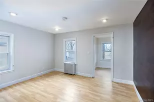 23 Pleasant Ave, Port Washington, NY 11050 - Photo 10