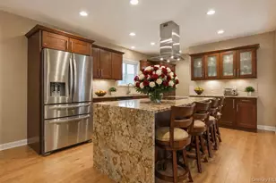 768 Edward St, Baldwin, NY 11510 - Photo 2