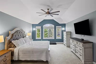 138 Cambon Avenue, Saint James, NY 11780 - Photo 28