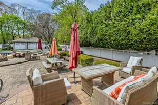 138 Cambon Ave, Saint James, NY 11780 - Photo 8