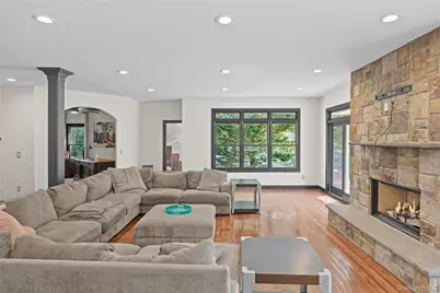 138 Cambon Avenue, Saint James, NY 11780 - Photo 22