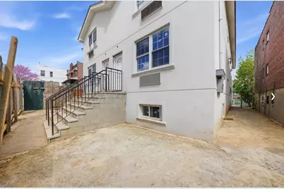 955 E 229th Street, Bronx, NY 10466 - Photo 24