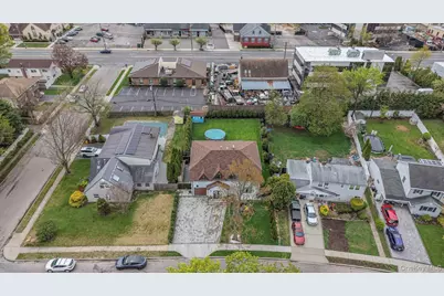 316 Acre Lane, Hicksville, NY 11801 - Photo 42