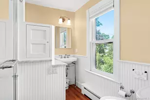 910 New Suffolk Ave, Mattituck, NY 11952 - Photo 14