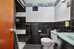 32-30 190th St, Flushing, NY 11358 - Photo 24