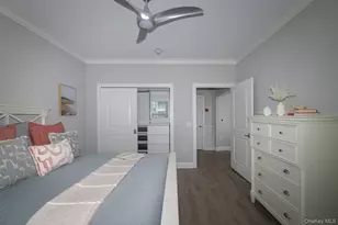 75 E Hoffman Ave, Lindenhurst, NY 11757 - Photo 14