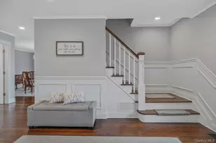 512 Heathcliff Dr, Seaford, NY 11783 - Photo 6