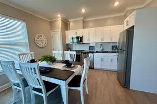 75 E Hoffman Ave, Lindenhurst, NY 11757 - Photo 6