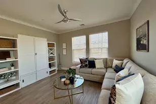 75 E Hoffman Ave, Lindenhurst, NY 11757 - Photo 8