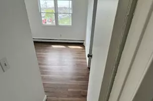 94 Roger Ave, Inwood, NY 11096 - Photo 18