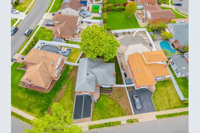 51 Stephen Street, Levittown, NY 11756 - Photo 30