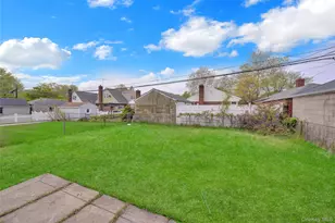 45-18 Springfield Blvd, Bayside, NY 11361 - Photo 30