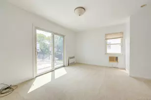 75-19 171st St, Fresh Meadows, NY 11366 - Photo 24