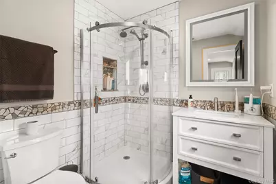 272 Edward Avenue, Medford, NY 11763 - Photo 14