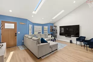 272 Edward Ave, Medford, NY 11763 - Photo 8