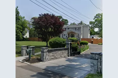 70 Massachusetts Avenue, Bay Shore, NY 11706 - Photo 4