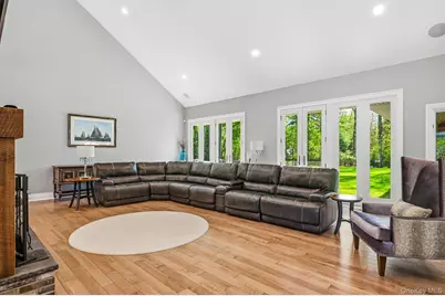 10 Fox Meadow Lane, Lloyd Harbor, NY 11743 - Photo 14