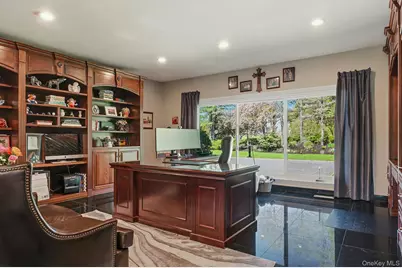 10 Fox Meadow Lane, Lloyd Harbor, NY 11743 - Photo 14