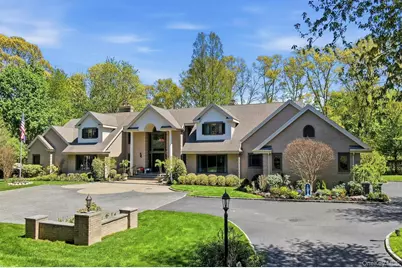 10 Fox Meadow Lane, Lloyd Harbor, NY 11743 - Photo 1