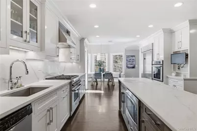 11 Thornewood Road, Armonk, NY 10504 - Photo 12