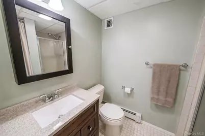 222 Jamaica Avenue, Medford, NY 11763 - Photo 36
