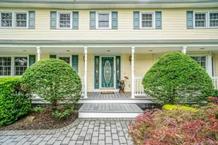 222 Jamaica Ave, Medford, NY 11763 - Photo 6