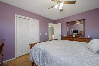 477 N Indiana Avenue, Lindenhurst, NY 11757 - Photo 14