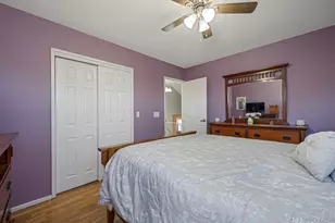 477 N Indiana Ave, Lindenhurst, NY 11757 - Photo 14