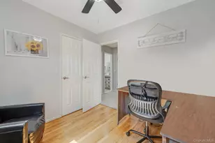 477 N Indiana Ave, Lindenhurst, NY 11757 - Photo 16