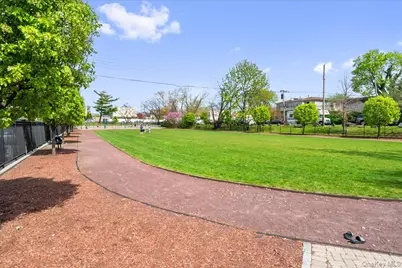 96 Edgewater Park C #96, Bronx, NY 10465 - Photo 32