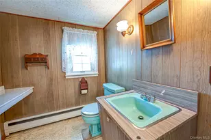 24 Kellogg Pl, Huntington Station, NY 11746 - Photo 12