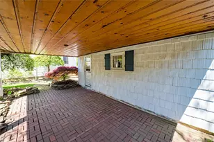 24 Kellogg Pl, Huntington Station, NY 11746 - Photo 20