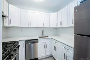 671 Bronx River Rd, Yonkers, NY 10704 - Photo 14