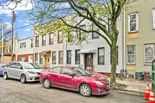 71-60 69th Pl, Glendale, NY 11385 - Photo 2