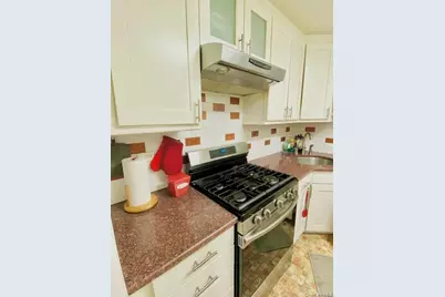 1 Bay Club Drive #15W, Bayside, NY 11360 - Photo 10