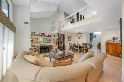 71 Eagle Chase, Woodbury, NY 11797 - Photo 6