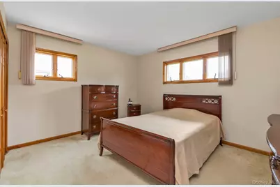 57 Cedar Street, Hicksville, NY 11801 - Photo 8