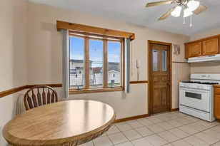 57 Cedar St, Hicksville, NY 11801 - Photo 6