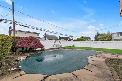 57 Cedar Street, Hicksville, NY 11801 - Photo 20