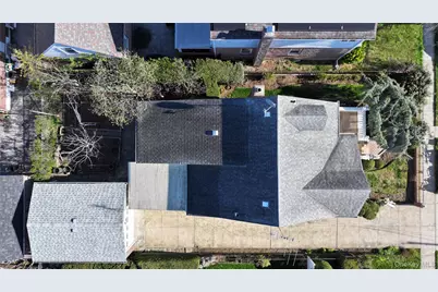 154 Scherer Boulevard, Franklin Square, NY 11010 - Photo 16