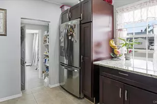 13 Peachtree Ln, Levittown, NY 11756 - Photo 14