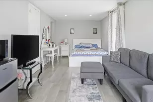 13 Peachtree Ln, Levittown, NY 11756 - Photo 18