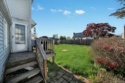 83 Old Farmingdale Road, West Babylon, NY 11704 - Photo 30