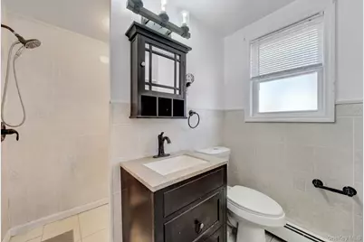 83 Old Farmingdale Road, West Babylon, NY 11704 - Photo 20