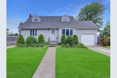 83 Old Farmingdale Road, West Babylon, NY 11704 - Photo 32