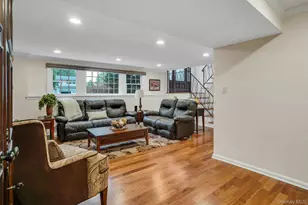 22 Abbey Dr, Commack, NY 11725 - Photo 28