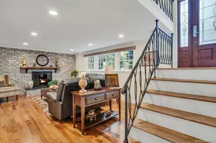22 Abbey Dr, Commack, NY 11725 - Photo 24
