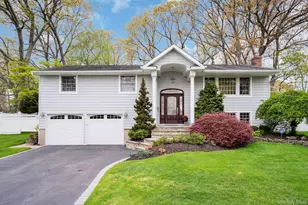 22 Abbey Dr, Commack, NY 11725 - Photo 2