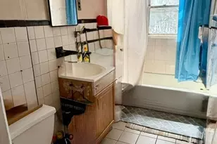 42-27 Haight St, Flushing, NY 11355 - Photo 6