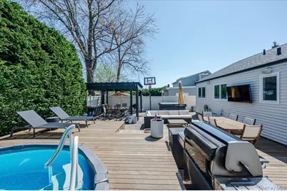 64 Nearwater Avenue, Massapequa, NY 11758 - Photo 32